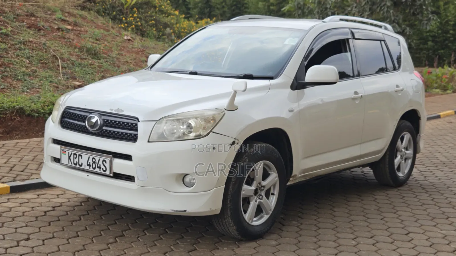 Toyota RAV4 2009 White