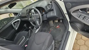 Toyota RAV4 2009 White