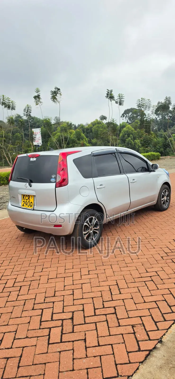 Nissan Note 2011 Silver