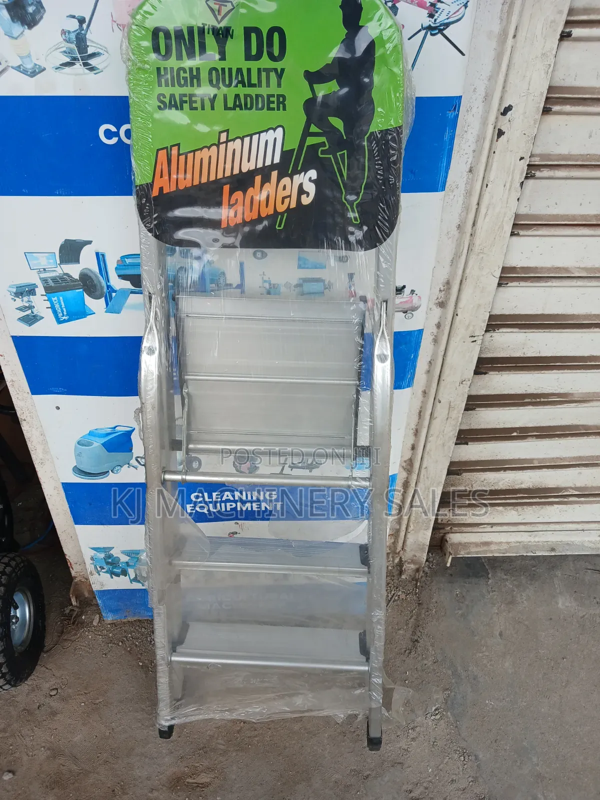 Heavy Duty Aluminium Step Ladder – Foldable