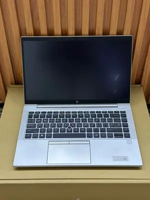 Laptop HP EliteBook 845 G8 16GB AMD Ryzen 5 SSD 256GB