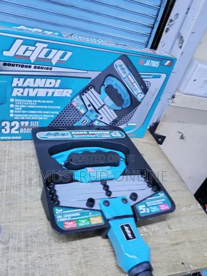 Hand Riveter