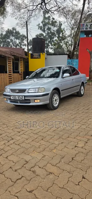 Nissan FB15 2002 Silver
