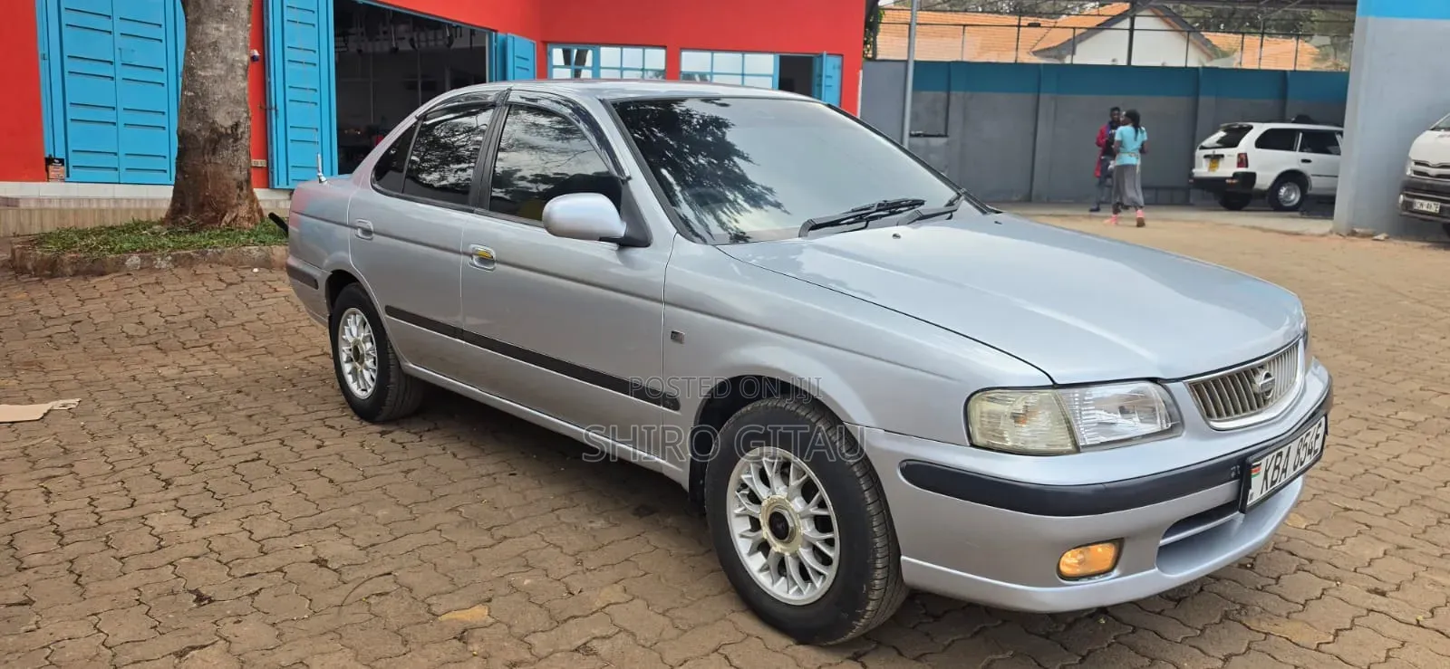 Nissan FB15 2002 Silver