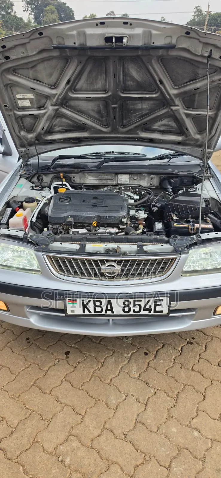 Nissan FB15 2002 Silver