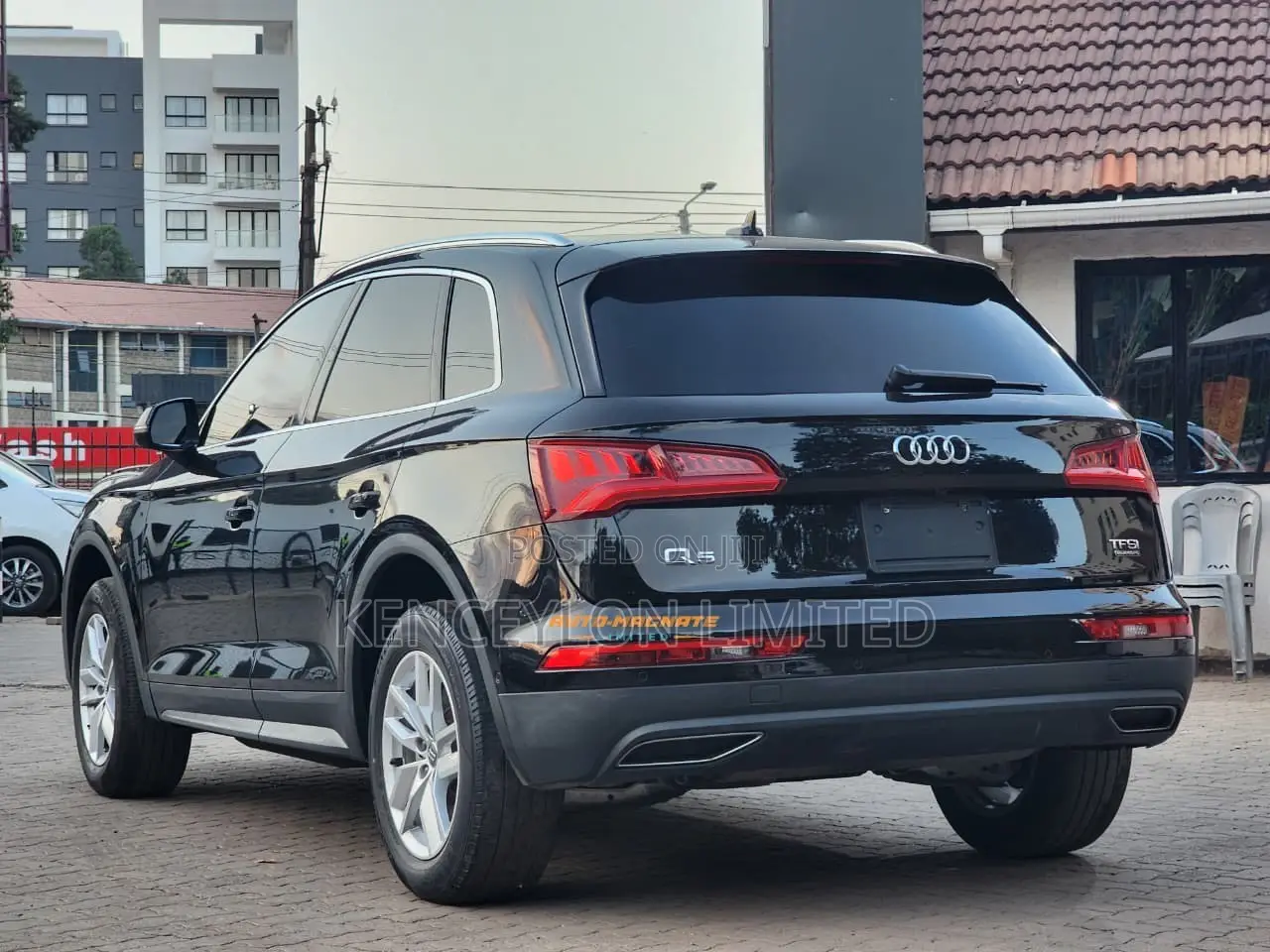 Audi Q5 2.0T Premium AWD quattro 2018 Black