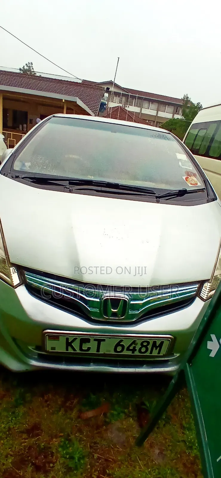 Honda Fit Automatic 2011 Silver