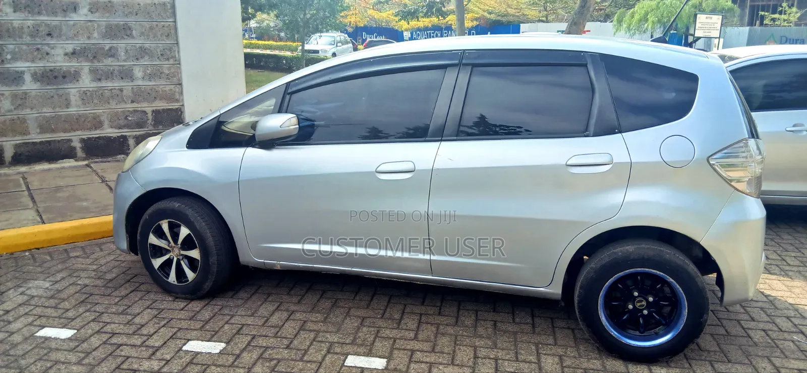 Honda Fit Automatic 2011 Silver