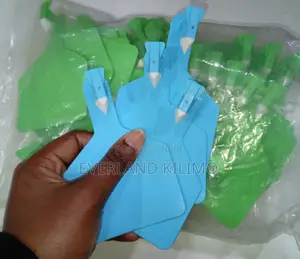Plain Long Lasting Z- Tags for Animals Bulls