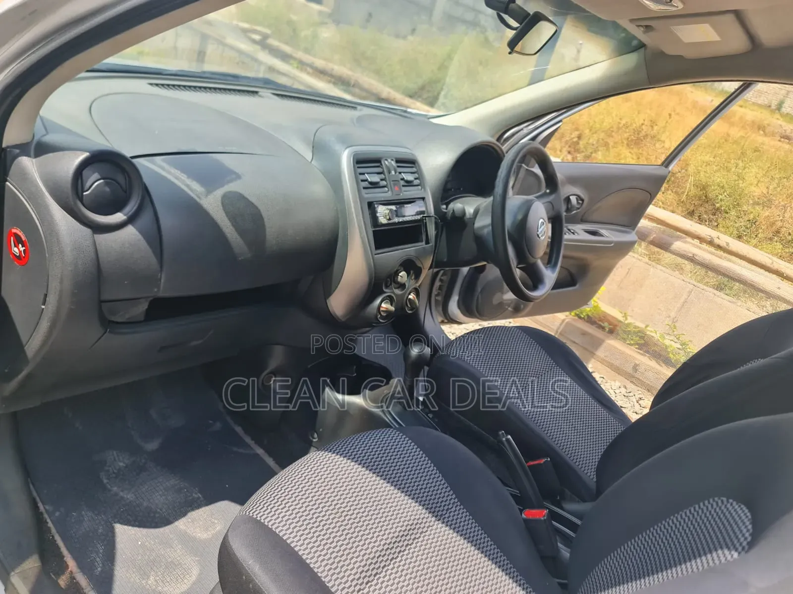 Nissan March 2014 Silver