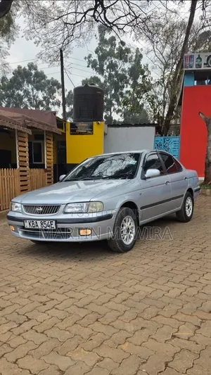Nissan Sunny 2002 Silver