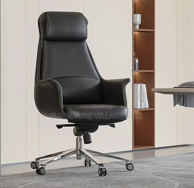 Office Furniture: Leather High Back Office Chair