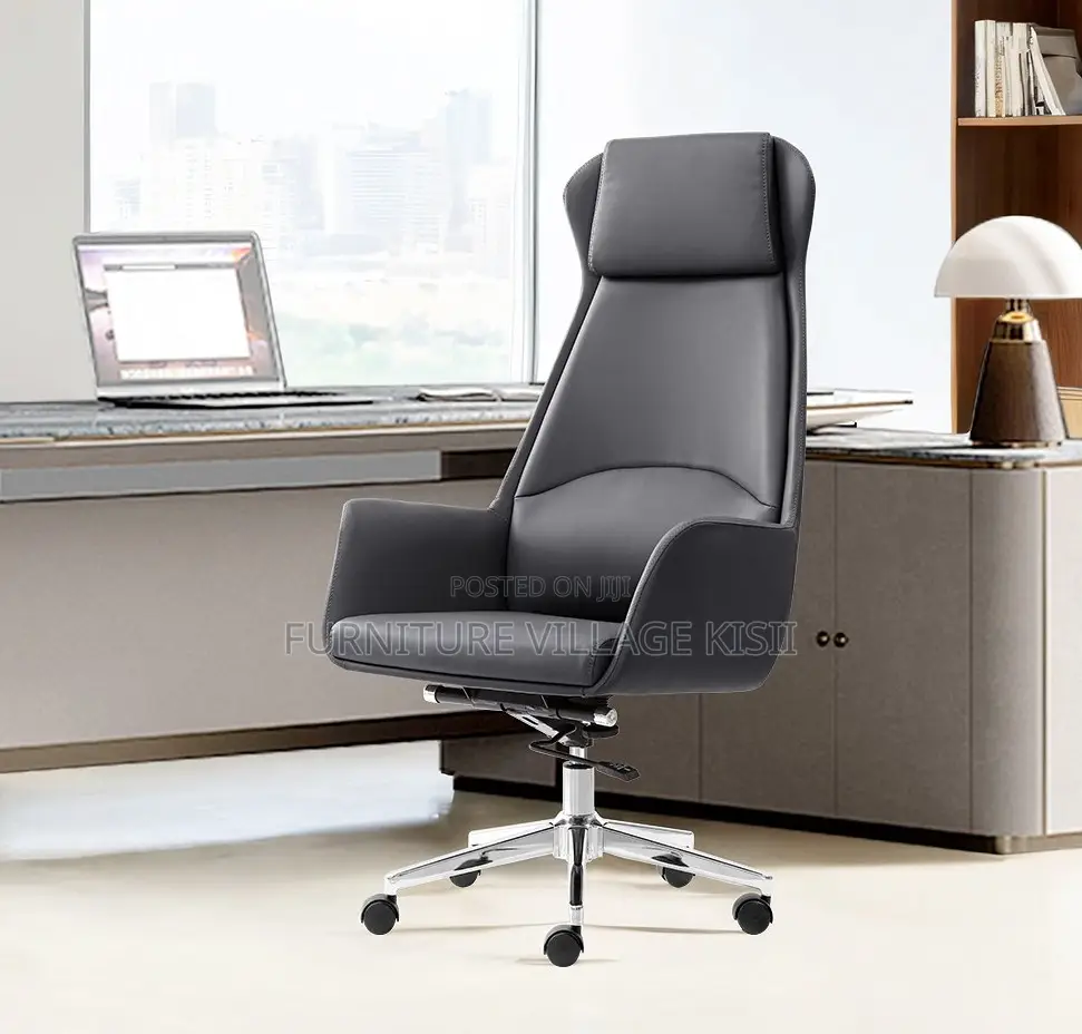 Office Furniture: Leather High Back Office Chair