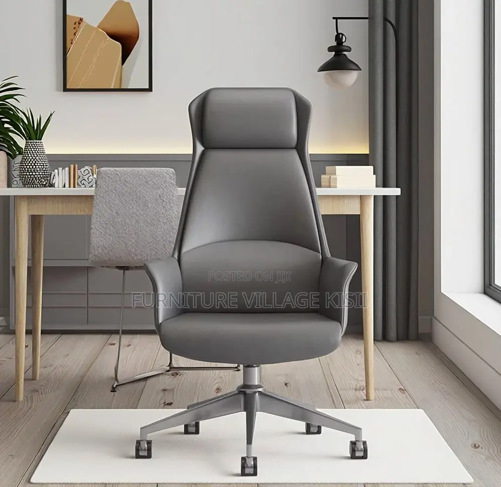 Office Furniture: Leather High Back Office Chair