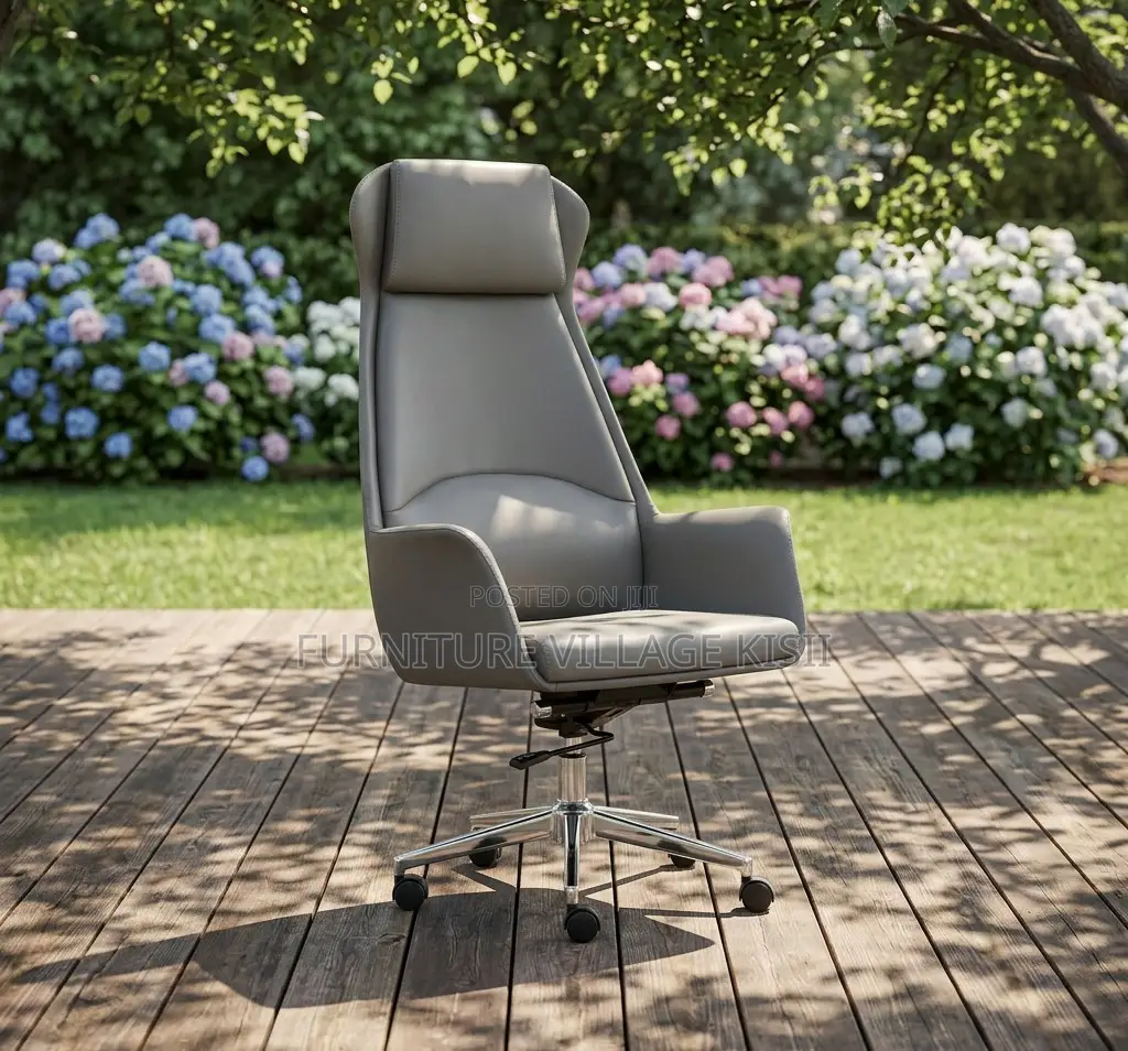 Office Furniture: Leather High Back Office Chair