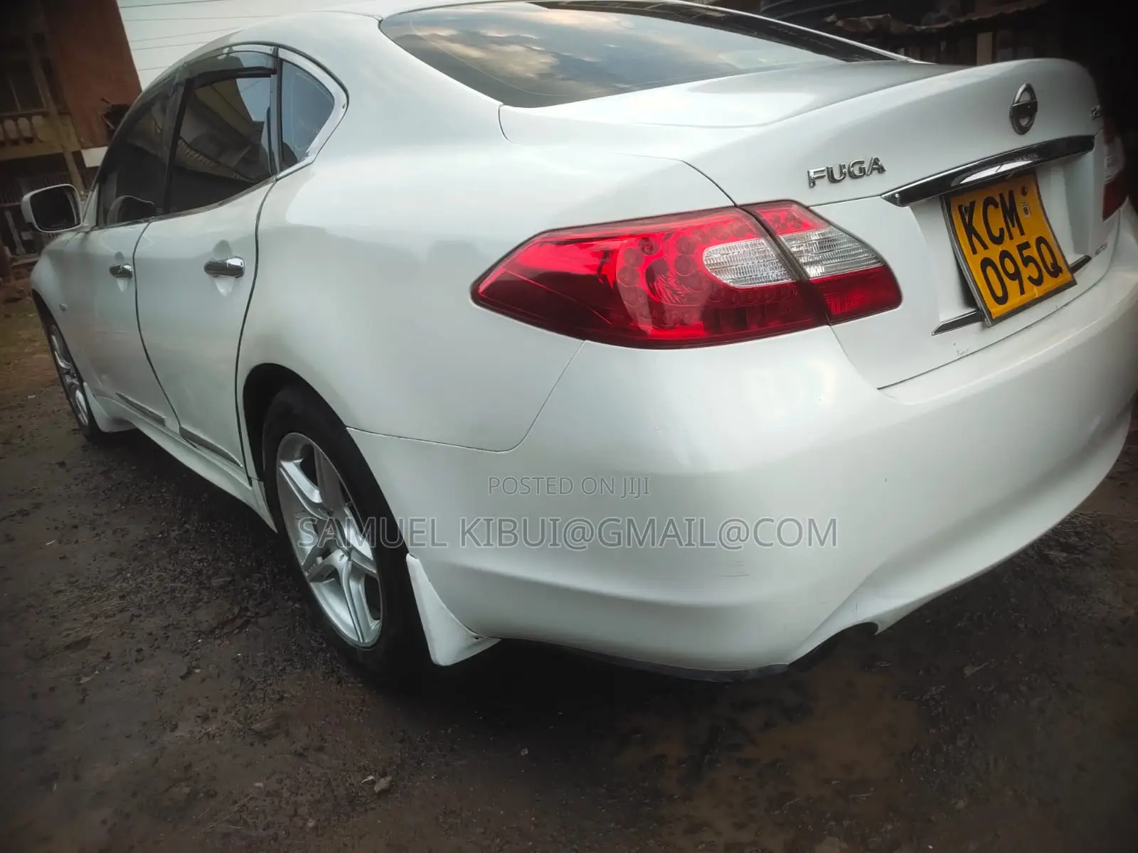Nissan Fuga 2010 White