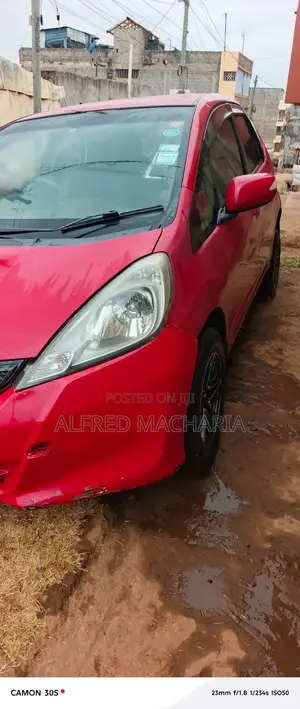 Honda Fit Automatic 2011 Red