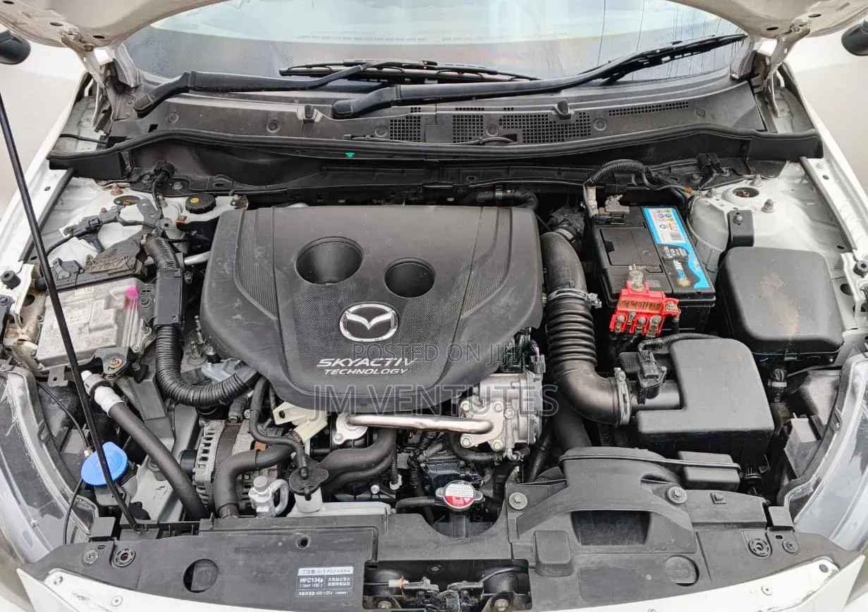 Mazda Demio 2018 White