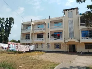3bdrm Apartment in Beach Road Estate, Nyali Mkomani for rent