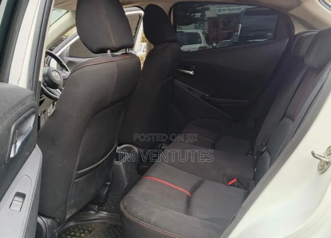 Mazda Demio 2018 White