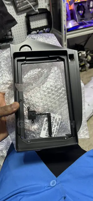 Honda Insight Console 9inch