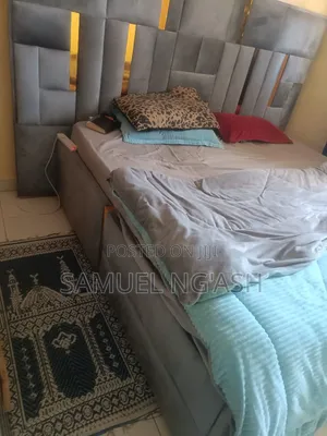 6 X 6 King Size Bed