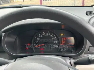 Daihatsu Boon 2018 Silver