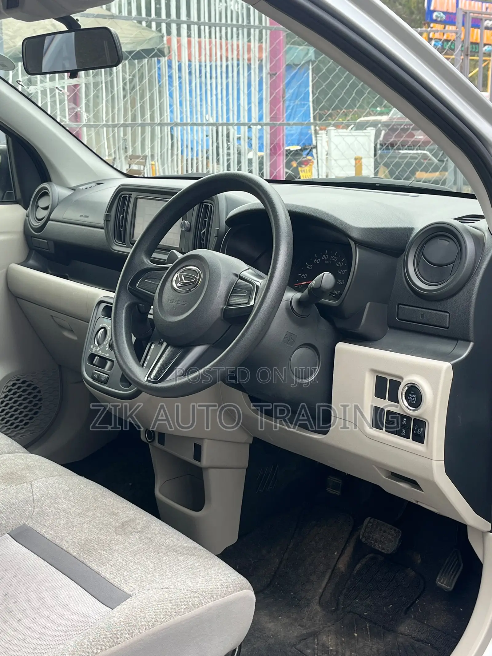 Daihatsu Boon 2018 Silver