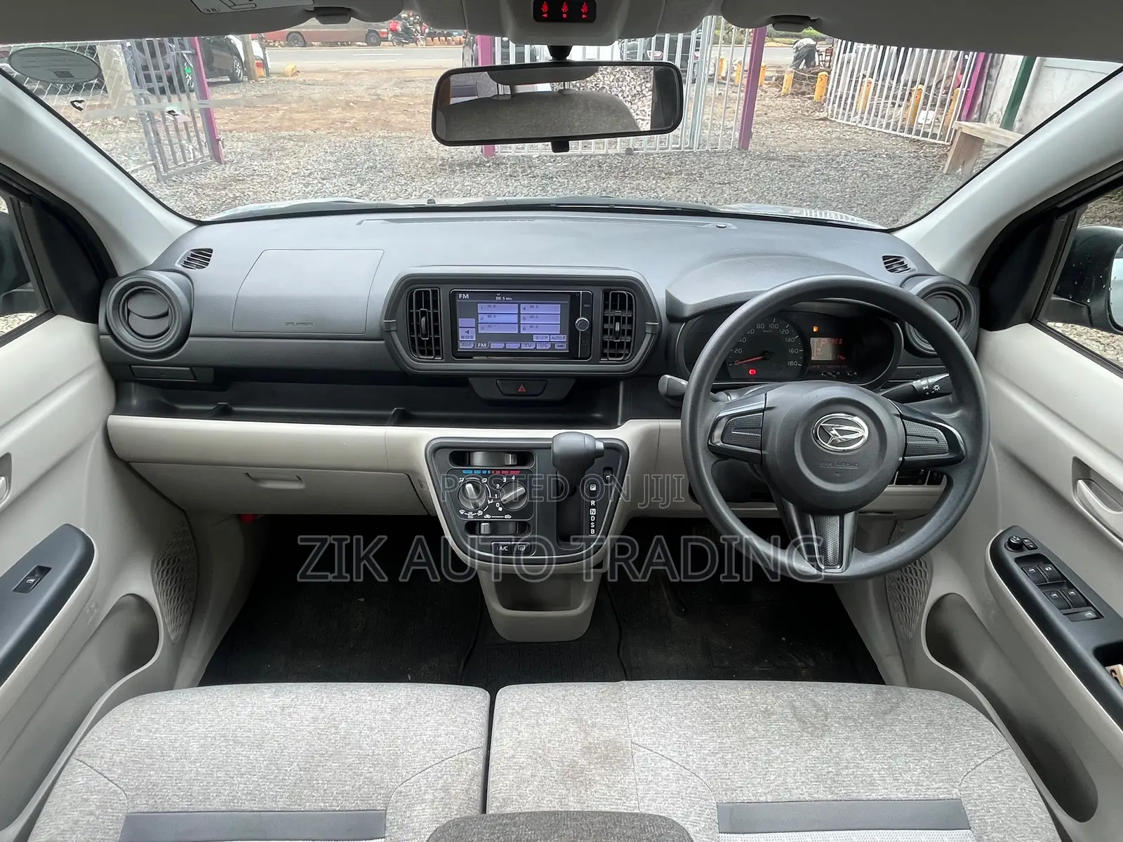 Daihatsu Boon 2018 Silver