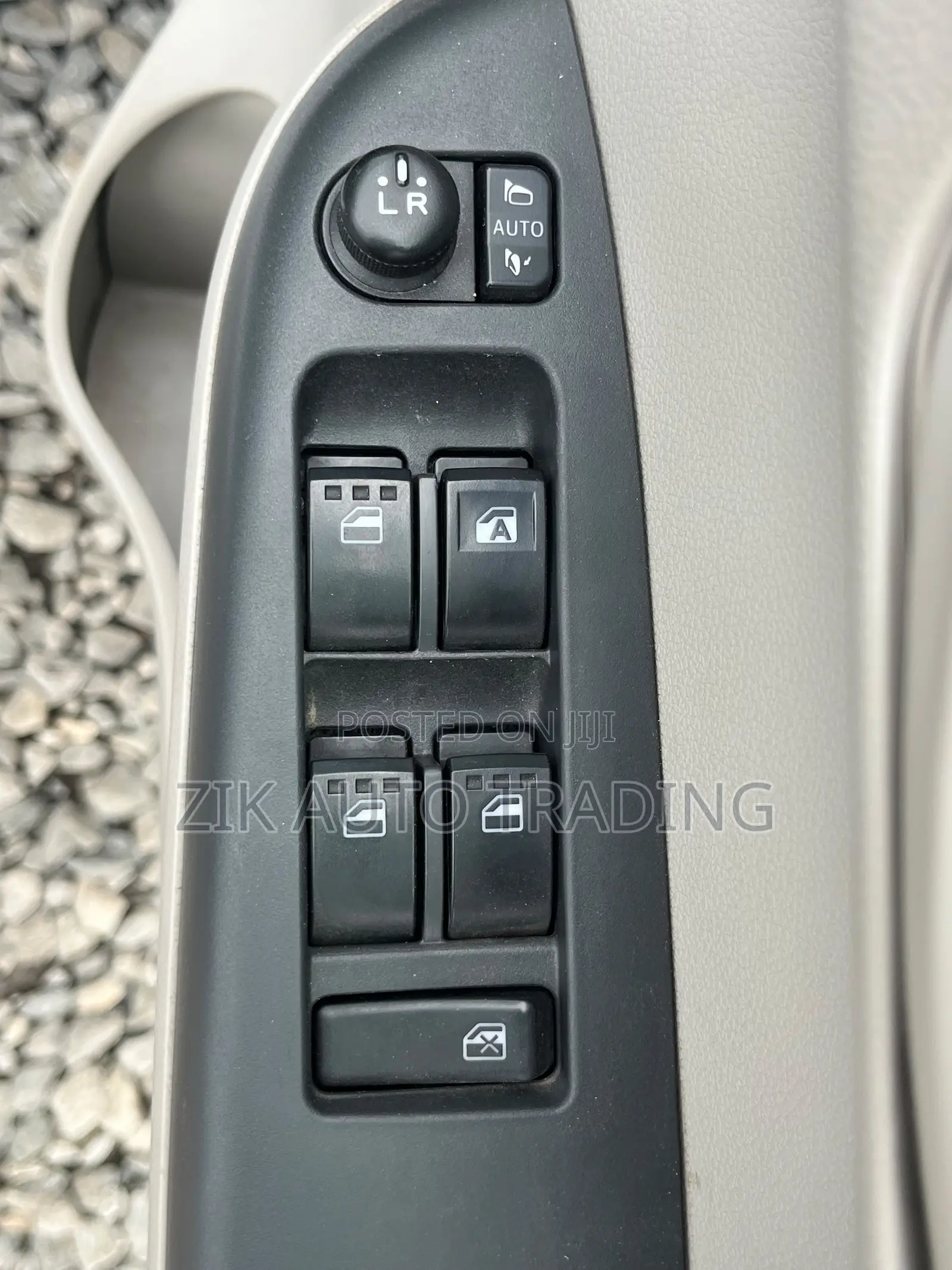 Daihatsu Boon 2018 Silver