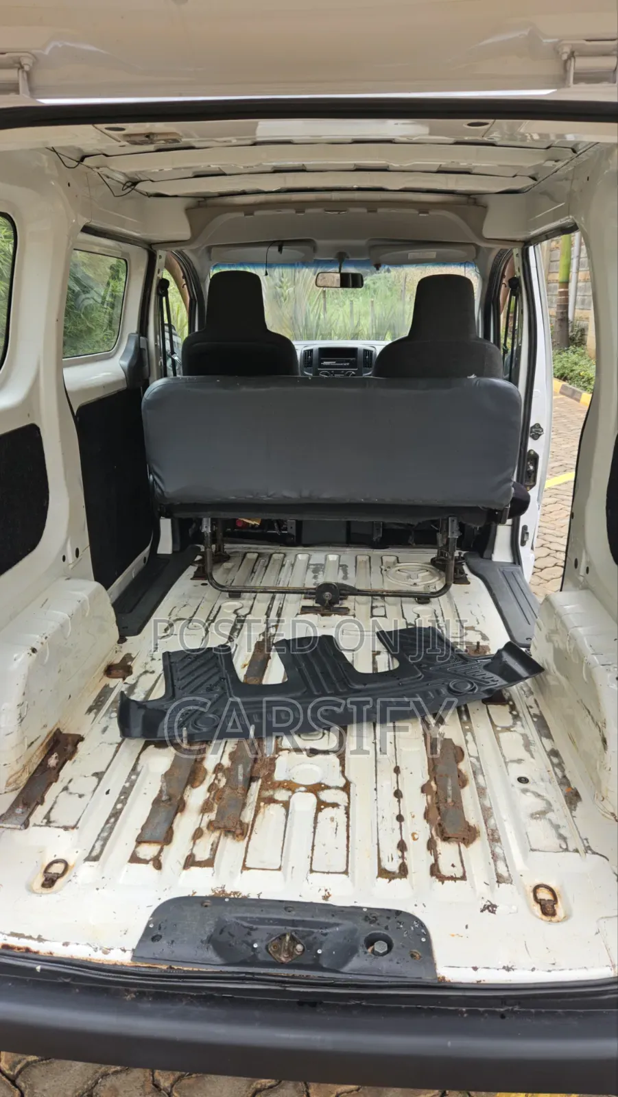 Nissan NP200 2012 White