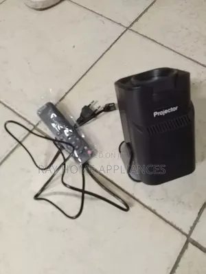 Hy320 Mini Projector