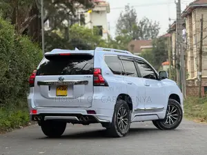 Toyota Land Cruiser Prado 2.8 D-4D 2015 White