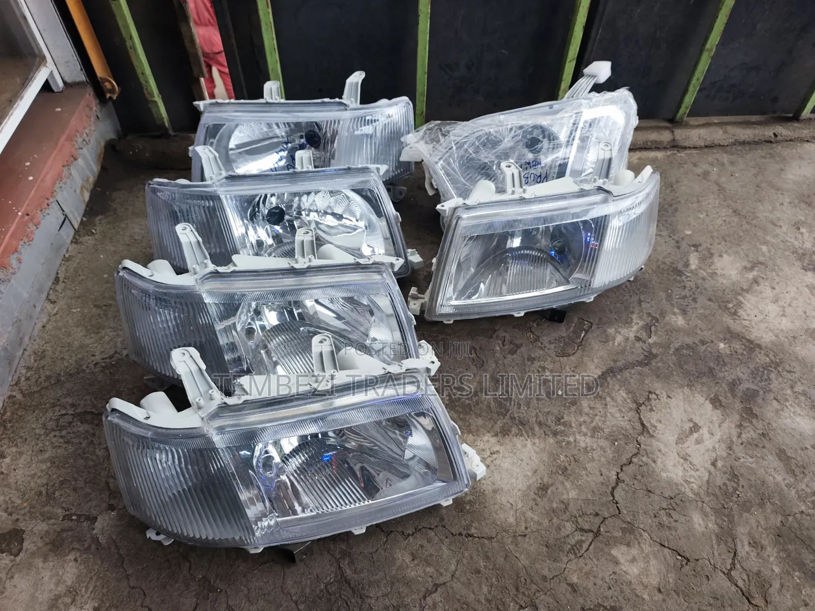 Front Headlight/Lamp Toyota Probox Old Model