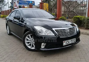 Toyota Crown 2013 Black