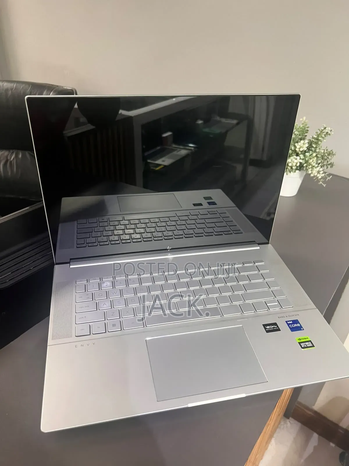 Laptop HP Envy 16 Gaming 16-h1023dx 32GB Intel Core i7 SSD 2T
