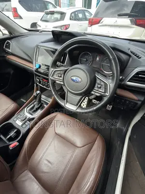 Subaru Forester Premium AWD 2019 White