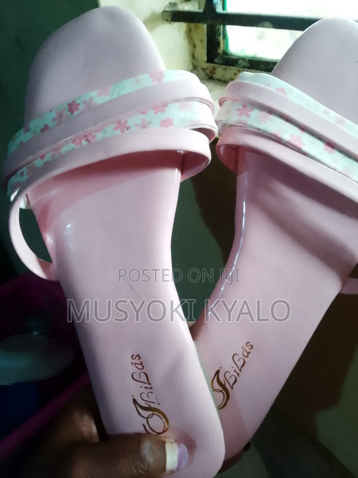 Ladies Shoes for Sell