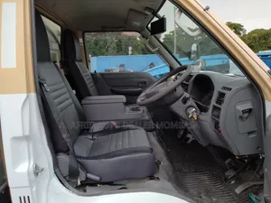 Mazda Bongo Freezer Body 2019