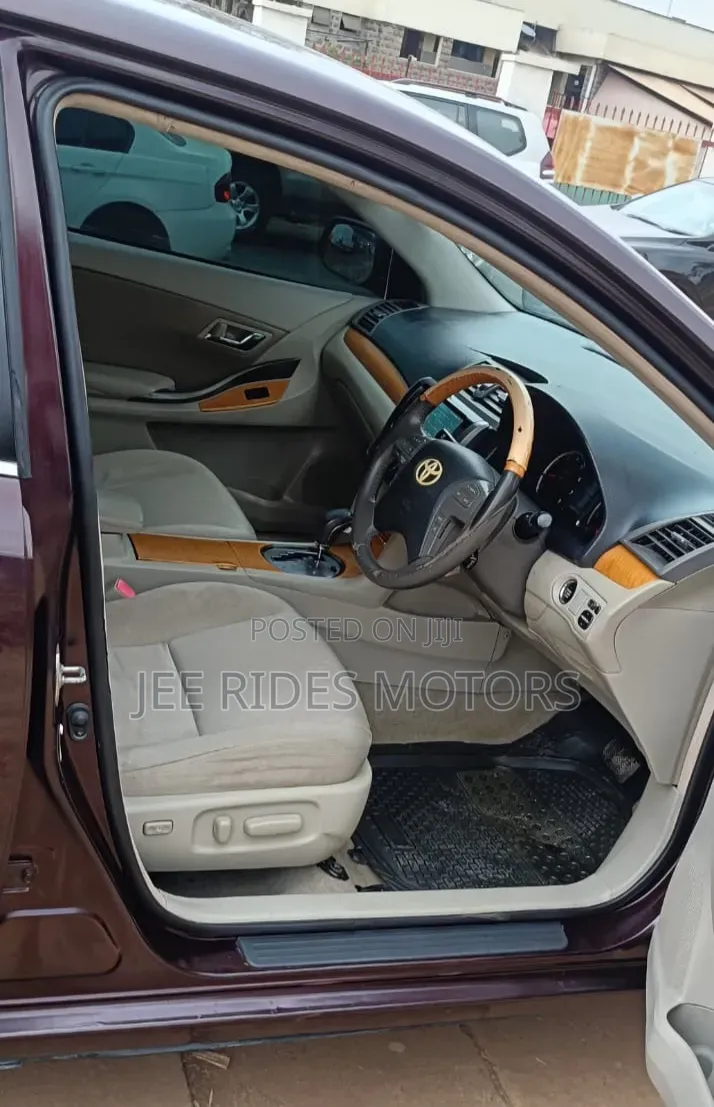 Toyota Premio 2008 Maroon