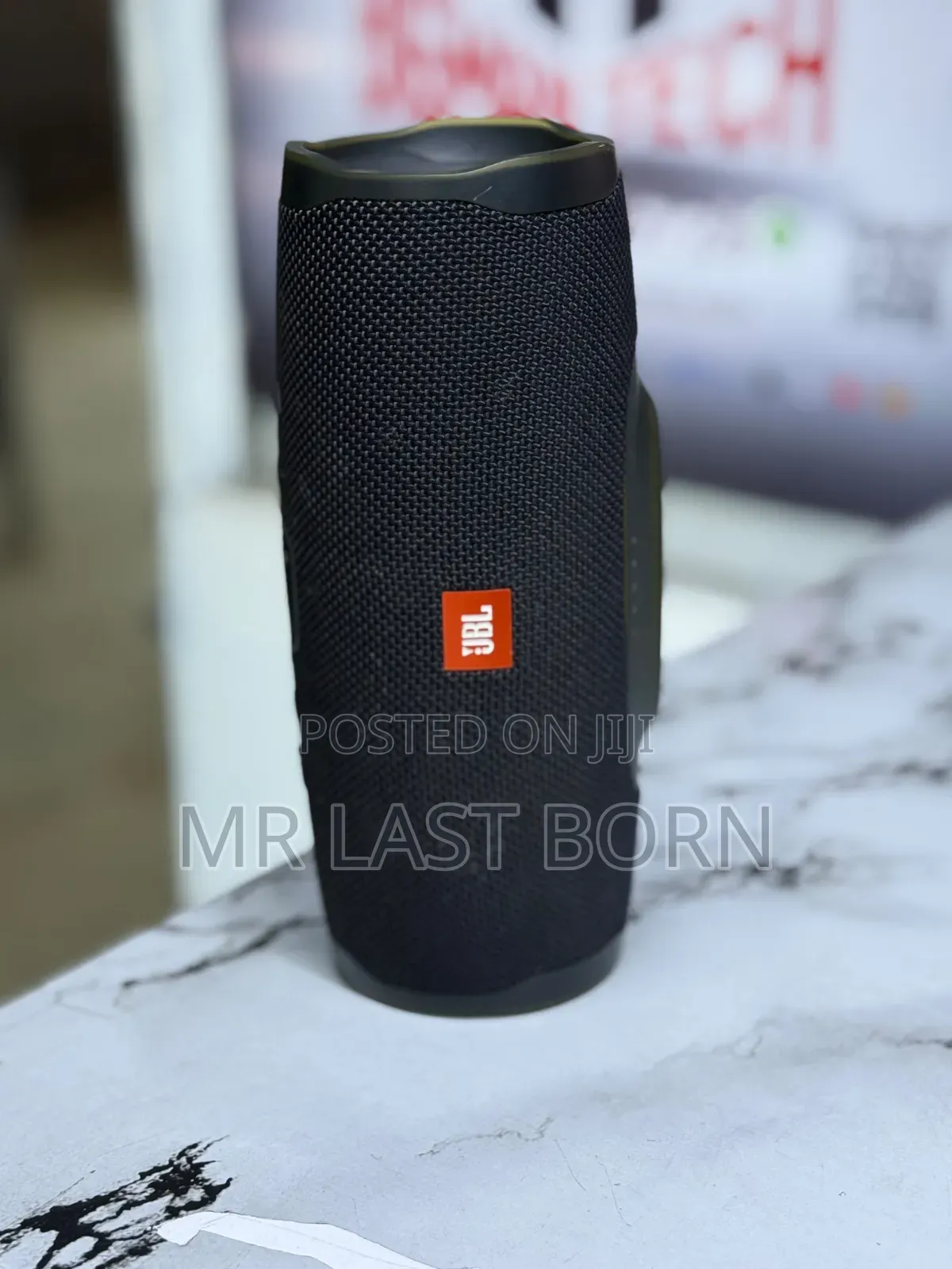 JBL Charge 4