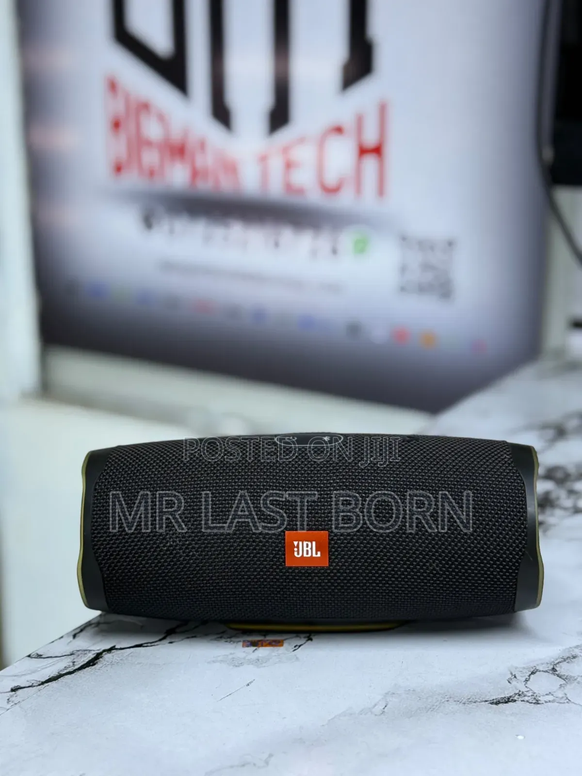JBL Charge 4