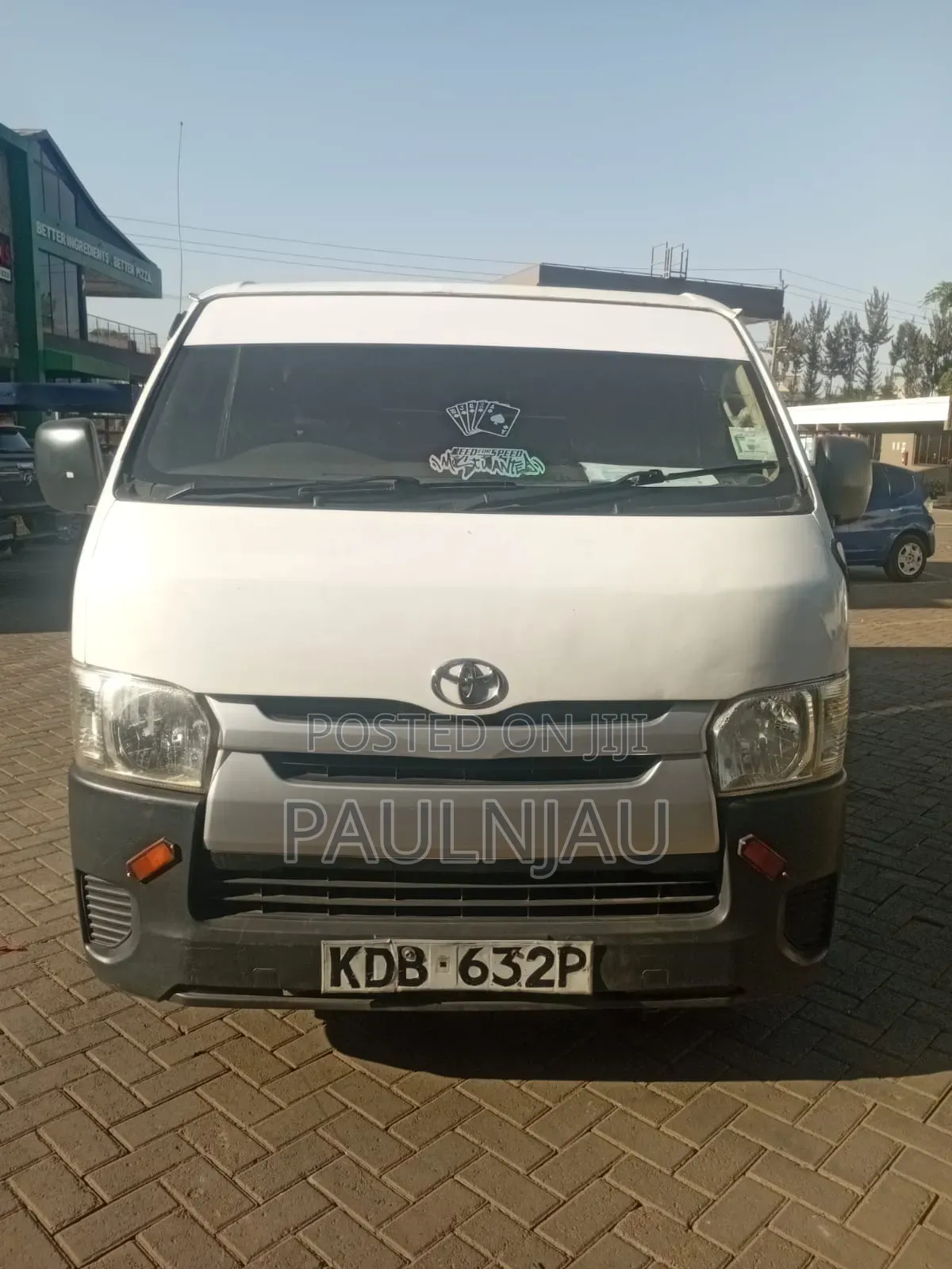 Toyota HiAce 2017 White