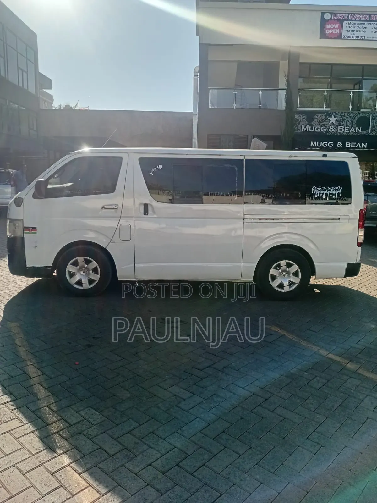 Toyota HiAce 2017 White