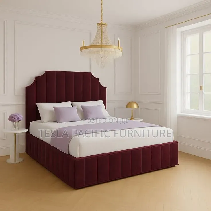 Luxurious Modern Design 5by6 Chester Bed .Free Delivery Countrywide