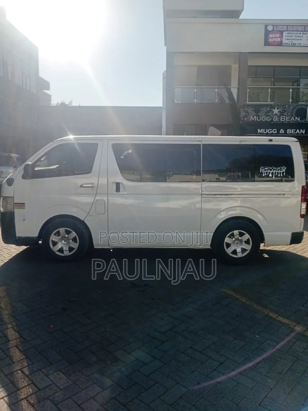 Toyota HiAce 2017 White