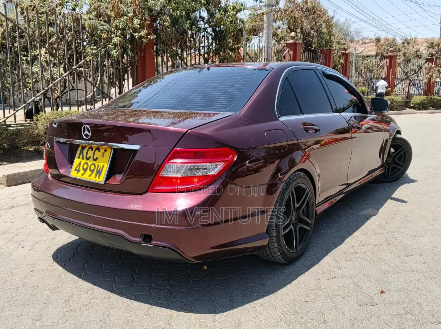 Mercedes-Benz C200 2009 Burgundy
