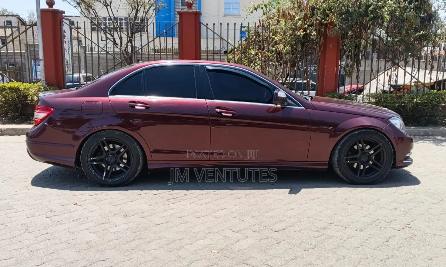 Mercedes-Benz C200 2009 Burgundy
