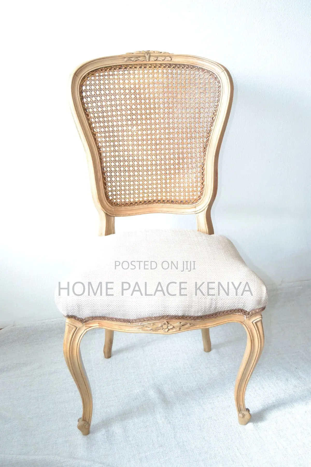 Dining Chair; Elegant Contemporary Dining Chair for Home