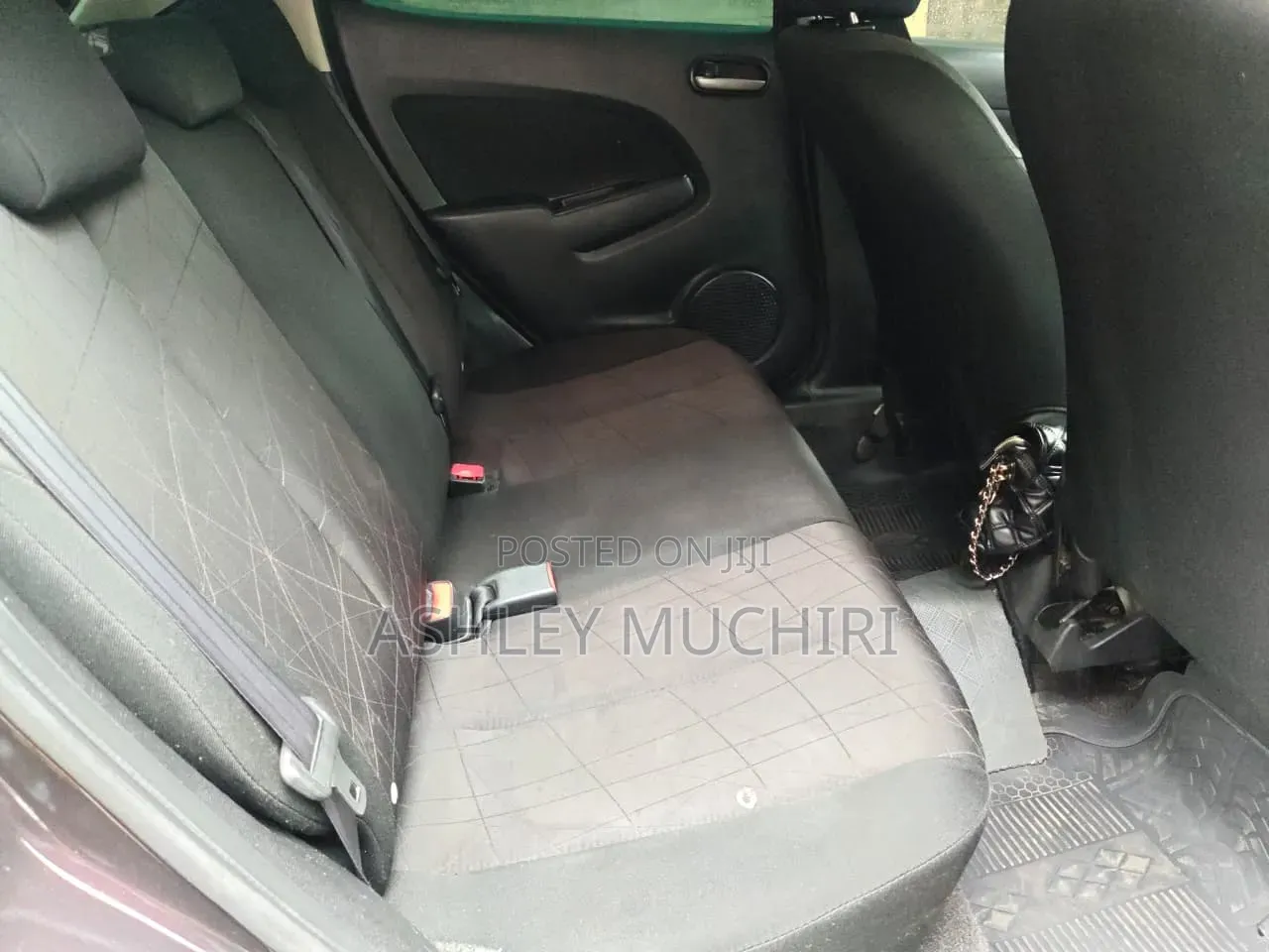 Toyota Vitz 2012 Maroon